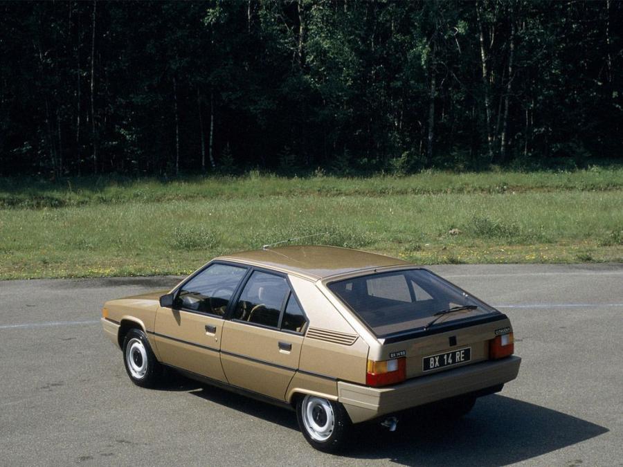  Citroen BX 1982 года  (фото 3 из 24)